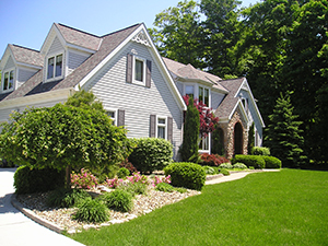 Landscapers and Lawncare Services in Tuscumbia, AL